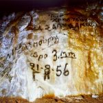 Vandalismus in der Höhle von Selenitsa